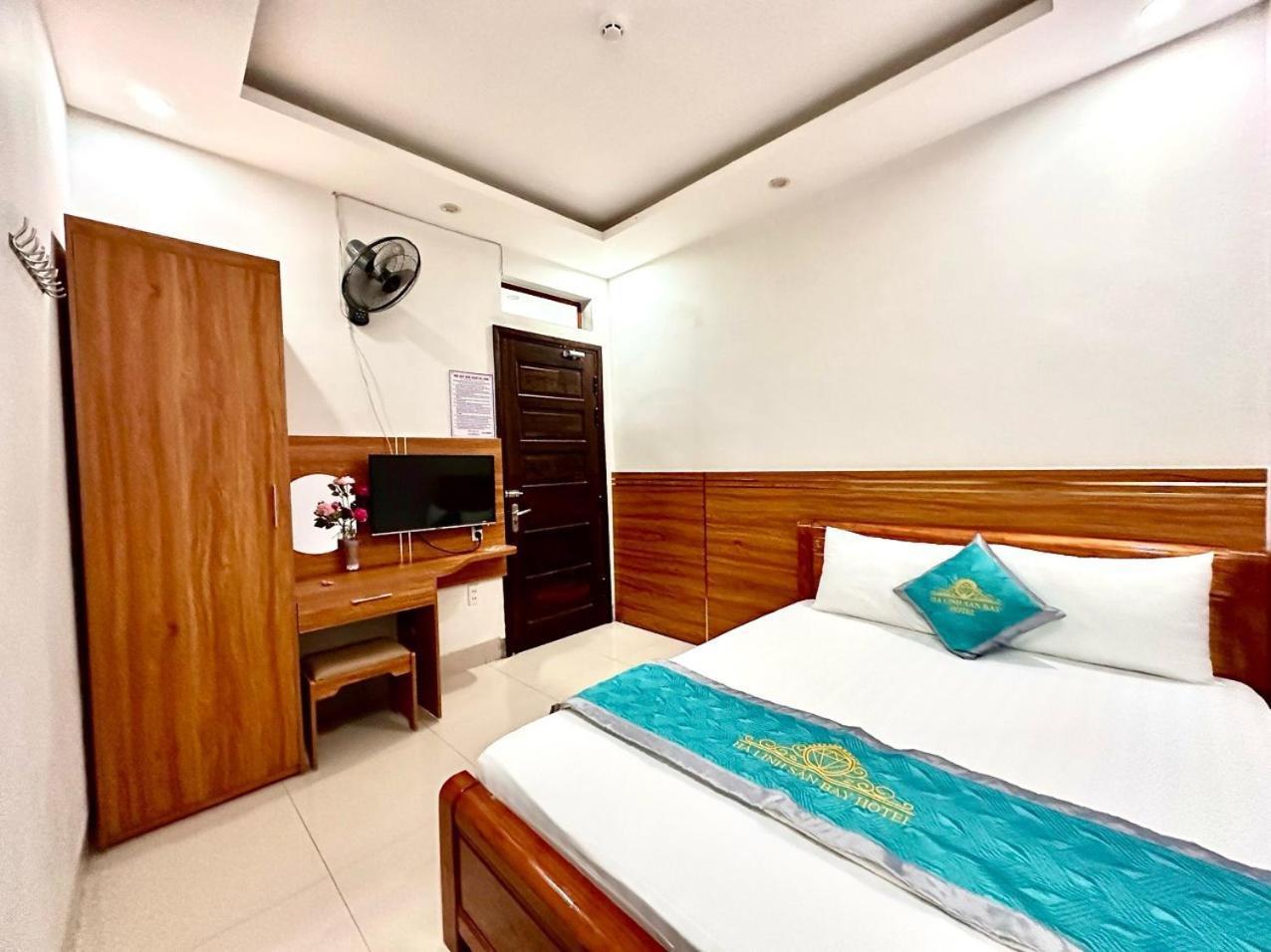 Ha Linh Hotel Db - By Bay Luxury Дьєнб'єнфу Екстер'єр фото